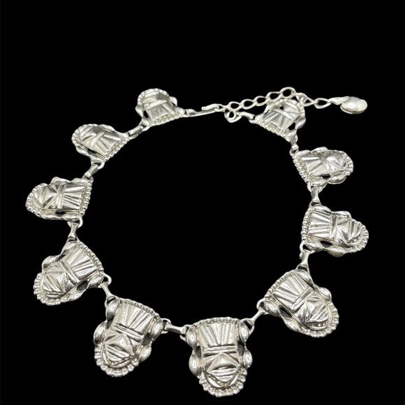 Vintage tribal mask necklace - Picture 3 of 5